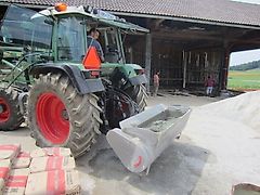 Tractor Concrete Mixing Bucket / Betonmischschaufel für Traktore